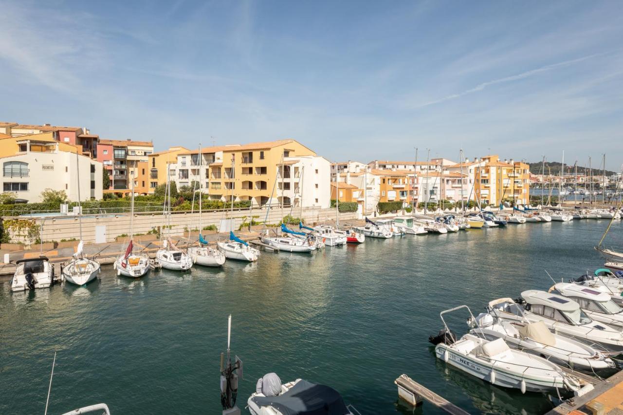 Appartement Little Venezia by POM, au bord de l'eau, parking à Agde Extérieur photo
