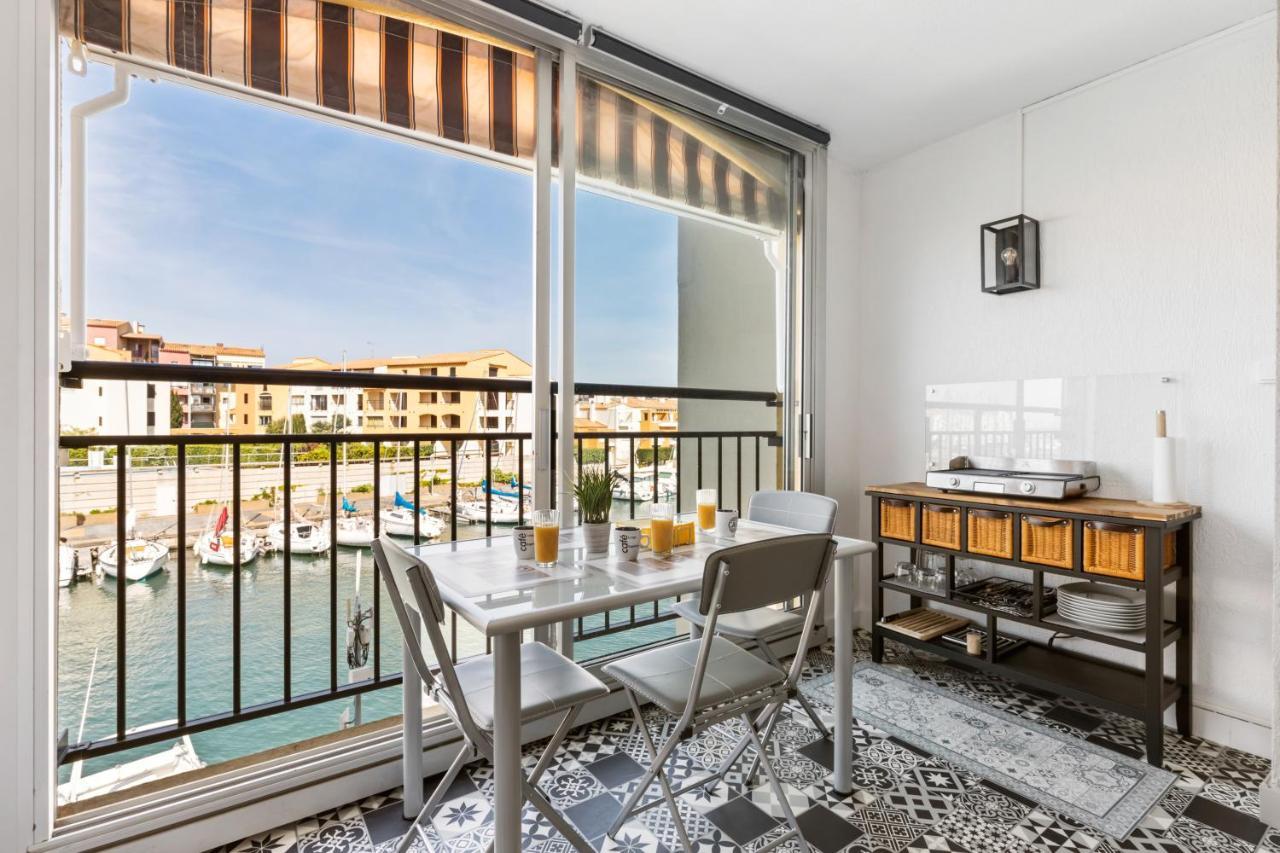 Appartement Little Venezia by POM, au bord de l'eau, parking à Agde Extérieur photo